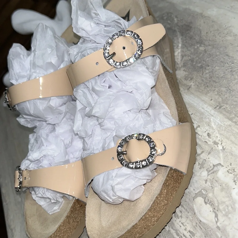 Sz 37(7.5)⭐️New Mephisto Lidia Nude Crystal Patent Leather Wedge.⭐️See Reference - Picture 10 of 15
